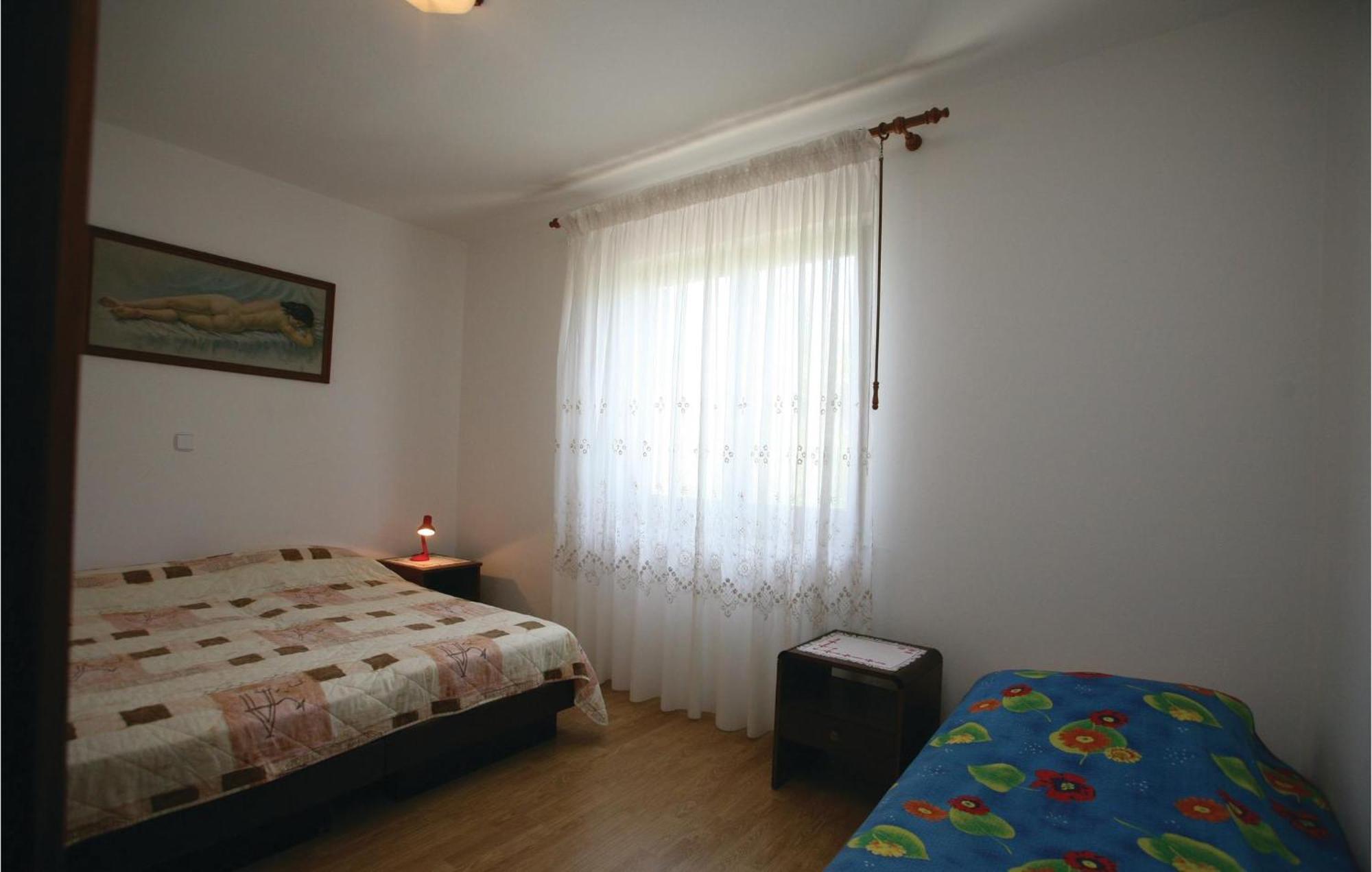 2 Bedroom Gorgeous Apartment In Labin Raša Kültér fotó